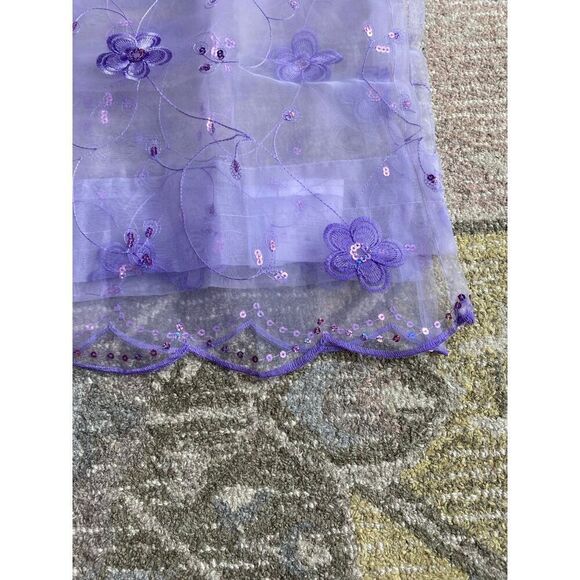 Lavender Floral Sequin Scalloped edge Sheer Curtain Panel - Picture 5 of 6